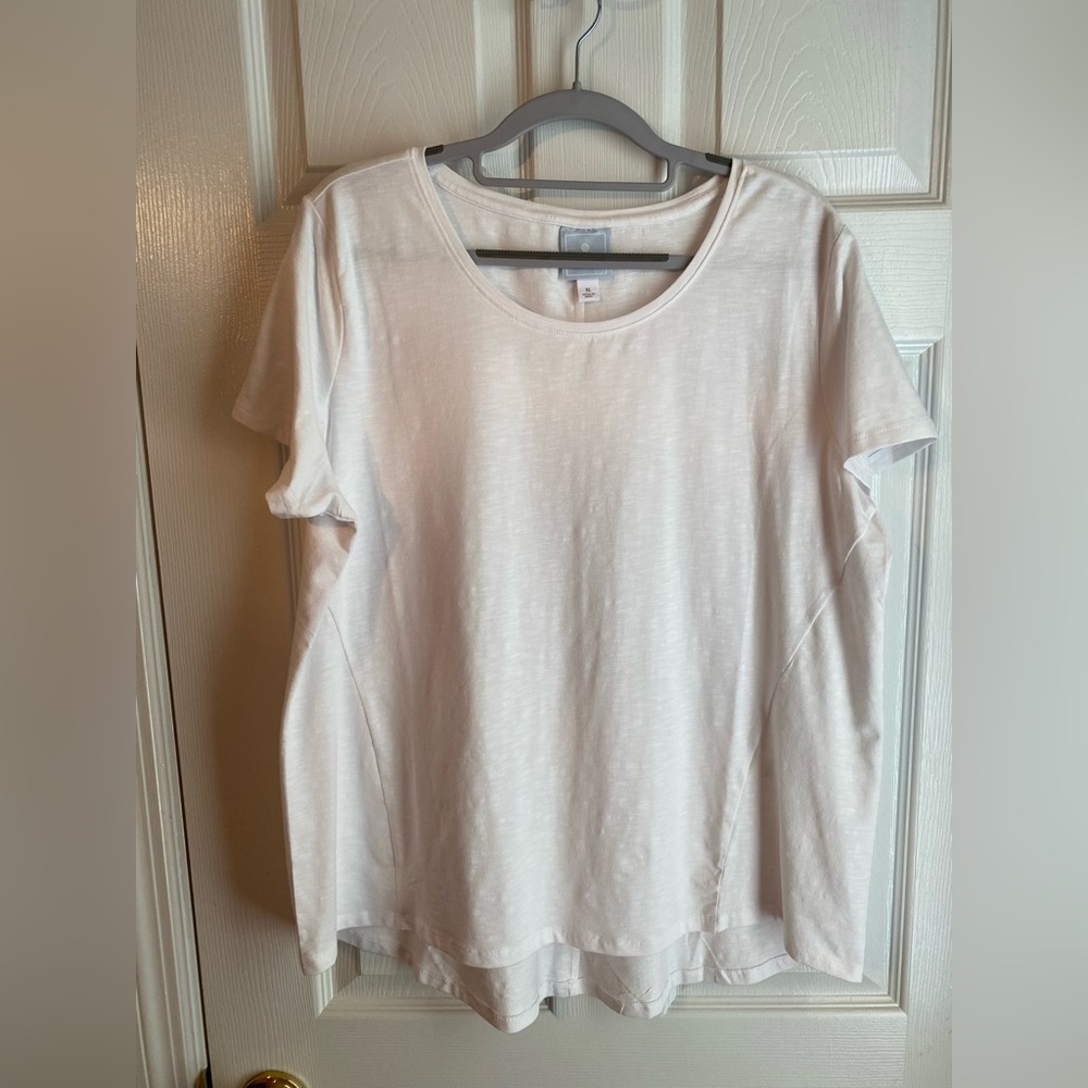 Dress barn  size Xl Sunday white t-shirt women’s EUC